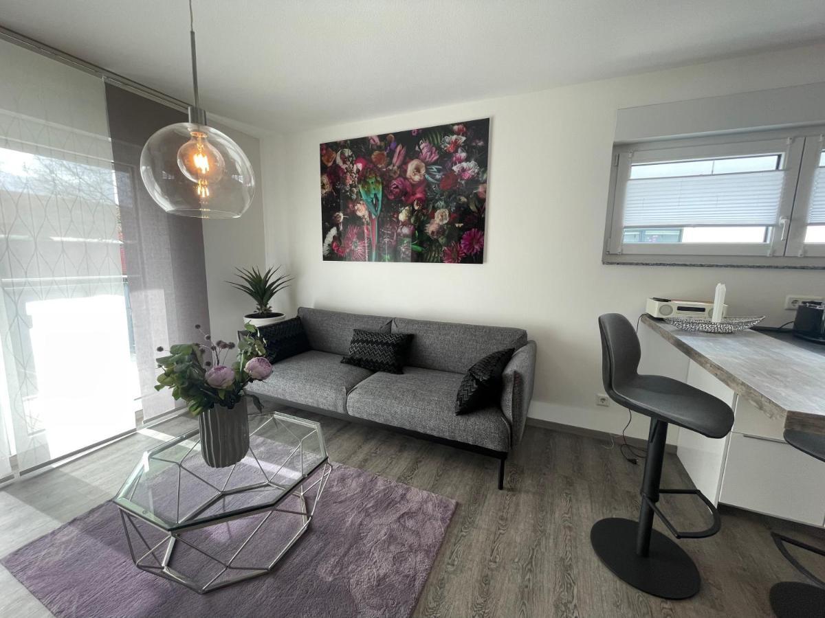 Exklusive Wohnung Zentral Mit Grossem Balkon Лосгайм Екстер'єр фото
