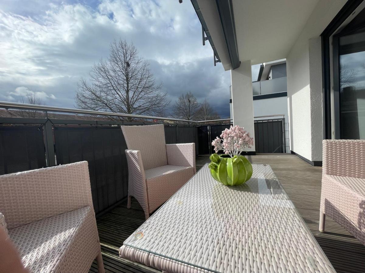 Exklusive Wohnung Zentral Mit Grossem Balkon Лосгайм Екстер'єр фото